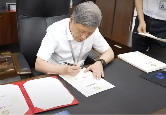 令人作呕！福耀科技大学分数公布仅几天，恶心一幕上演，学生回应