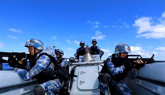 一旦开始收复台湾，中国很有可能面临四线作战	，解放军必须谨慎！