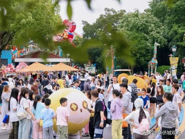 北京欢乐谷、上海欢乐谷荣膺“中国最佳主题公园”