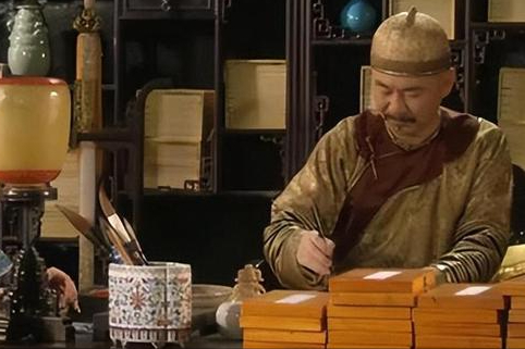 皇帝的一天是怎样的？ 乾隆3点起床，7点宠幸妃子，结束枯燥的一天
