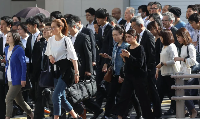 大批日籍华人纷纷回国，还希望“祖国”接纳，中国会不会接受？