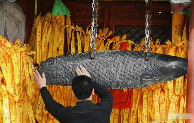 中国有一古庙，庙不大，却有武警全天站岗，到底有什么过人之处？