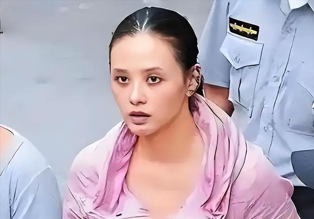 长得漂亮却坏事做尽，3次入狱	，被摘除4处器官的她，如今过得怎样