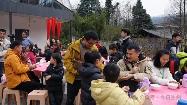 来文井江，吃年猪宴！