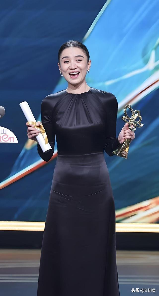 成龙因病去世、赵本山灵堂、宋佳知三当三，现在的造谣越来越离谱