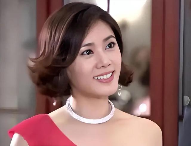 于晓光也没想到，一场韩国总统访华的活动	，竟让秋瓷炫意外出圈