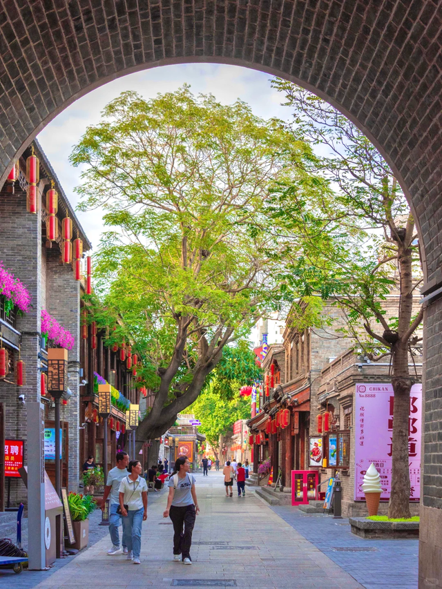河北又一古城爆红，人气不输平遥，位于四省的交界，适合拍照打卡