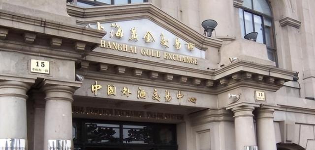 各国开始行动，黄金储备运往中国保管	，带头的国家已经出现了