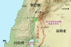 黑门山顶峰位于叙利亚境内，常年积雪不化，以色列军要在这过冬图片