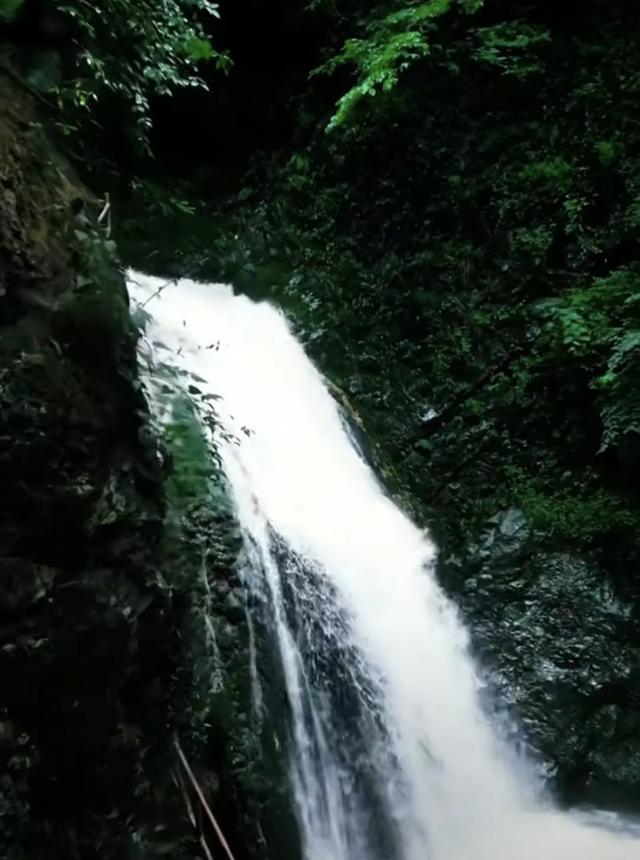 秦岭最美的峡谷，人间仙境金丝峡！