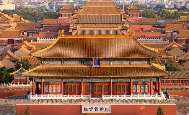 中美差距有多大？看10000元人民币，在美国能玩多久就知道了