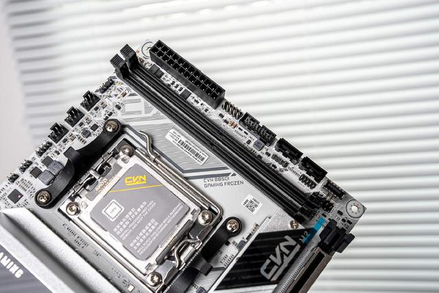 双11装机怎么省？供电强、扩展足！七彩虹主板用性价比帮你省