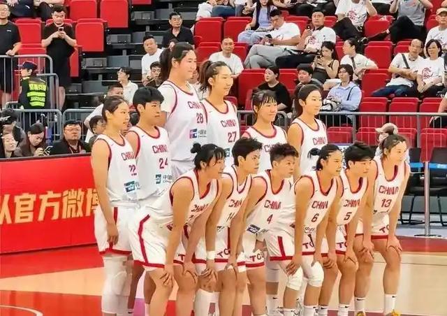 女篮出局,李梦冲上热搜!韩旭边说边哭,最新决定:想去海外打球