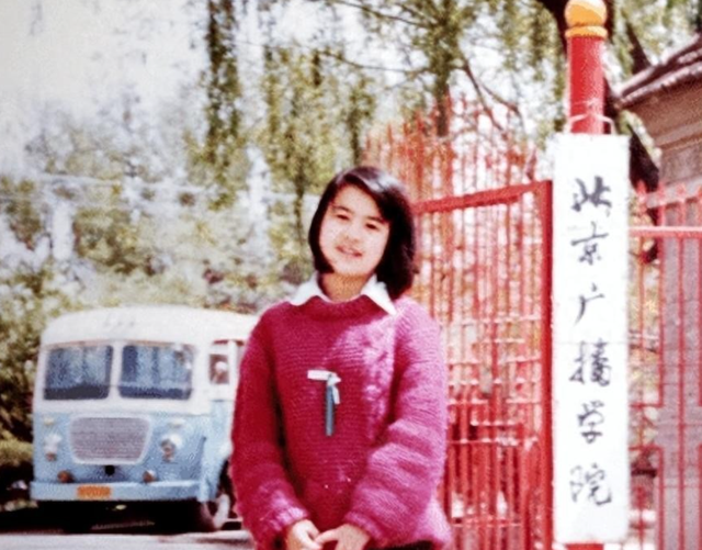 钱再多有什么用？“教女无方”的金龟子和王宁，给所有父母提了醒