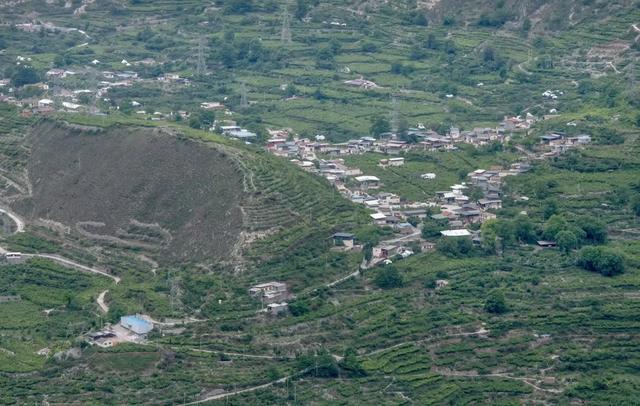 萝卜寨、岷江大峡谷