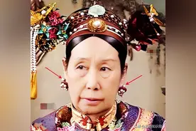 晚清照片：瞅瞅真实的李莲英和慈禧，一个满脸疙瘩，一个眼袋下垂图片