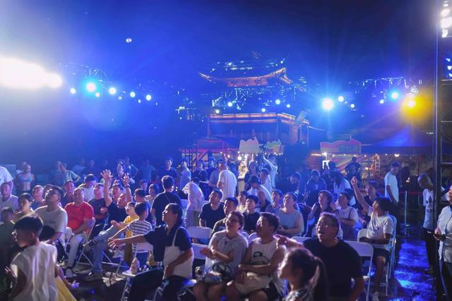 “奔县之旅”，如何打动年轻人？