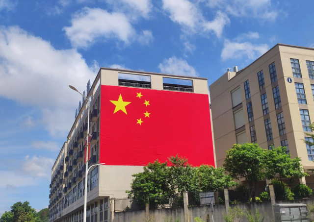 小学生大喊网络烂梗，却被几十万人点赞，背后是一场中文衰退危机