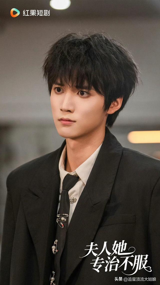 给近期最火的短剧排个名，臣服她第8、她靠修仙第3、第一名没争议