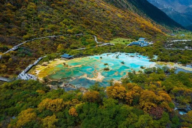 旅游界中的“天花板”！全国游客都在涌向一个州——阿坝！
