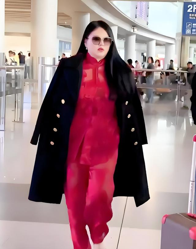 公开露面两天后	，李湘传坏消息，这次无关释永信和让她怀二胎的人