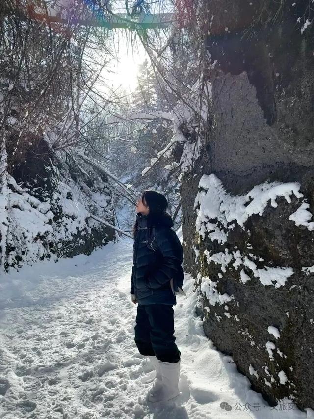 走，去长白山峡谷浮石林，踩最野的雪！看最奇的景！