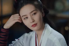 全程“梗脖子”，台词硬挤，36岁刘诗诗带来85花“教科书”式演技图片