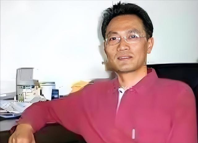 建议把中国分成7个国家，愿为美国战死，北大教授为何口出狂言？
