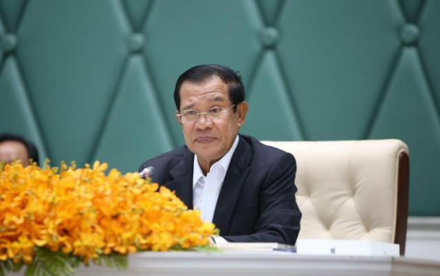 4比2，泰国最新民调出炉，佩通坦想官复原职，中方说了句公道话