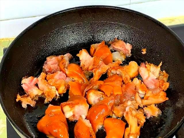 秋天多吃这个肉，比鸡肉、牛肉都营养，滋补又美味，体虚的人多吃