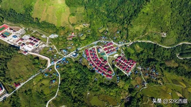 这个中国最后一个通公路的县城！凭什么成为无数人的此生必去？