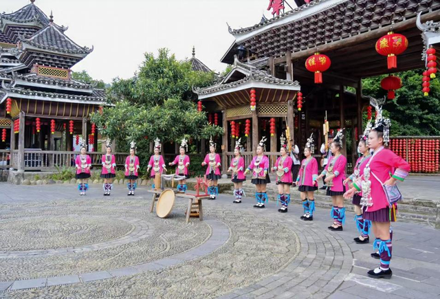 山水为媒·视听传情：国际青年探传统村落，赏世界高桥，促中泰交流