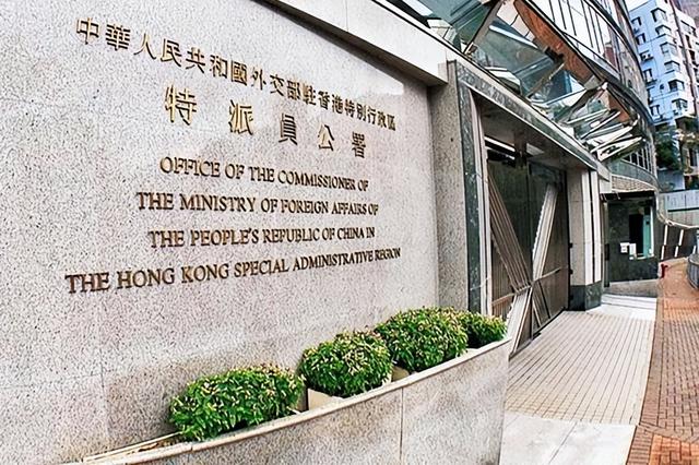 24 小时内	，中美爆发两波争端，美军舰硬闯台海，解放军火速出手