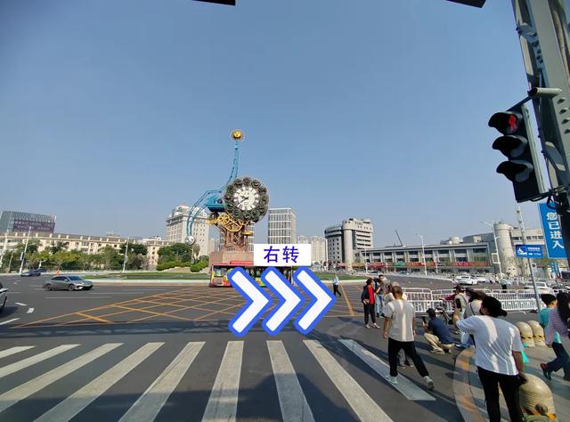 解锁三条灯光秀Citywalk路线，避开“人从众”！