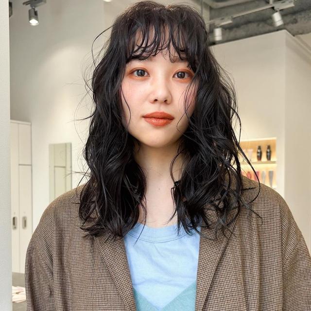 2025及肩发型推荐｜22款中短发修饰脸型灵感
