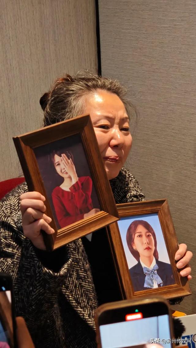 成都女子家门口遇害案一审休庭，被告人称没精神病是正当防卫，女子母亲：凶手态度嚣张，多次打断公诉方问话