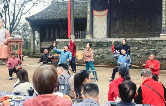 白鹿暖阳 原上慢享 白鹿原影视城首届冬日休闲季 将于11月27日暖心启动~