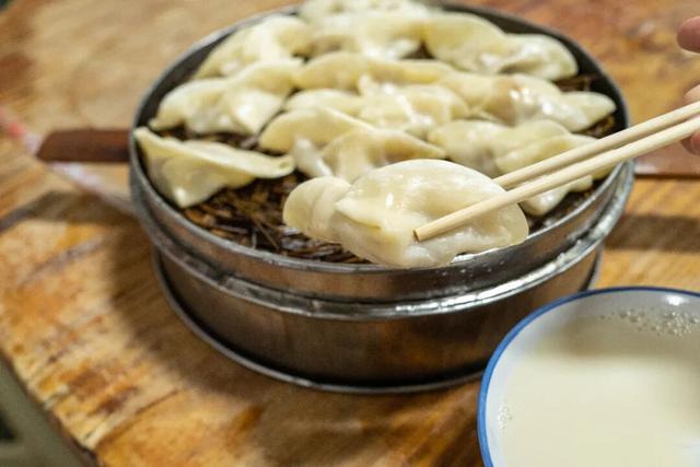 1元的包子，4块钱的蒸饺，这座城给人的幸福感怎么能这么高啊！