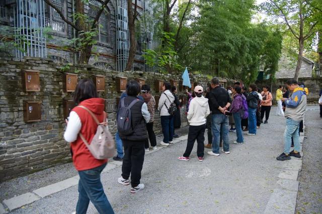 大连旅游界同行集结！赴台儿庄古城考察，共拓“银发游”新市场