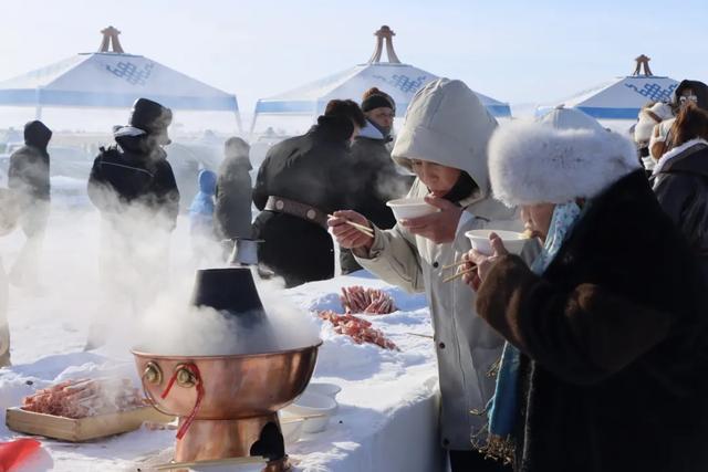 “歌游内蒙古·畅享锡林浩特”冬季那达慕暨蒙古马超级联赛盛大开幕