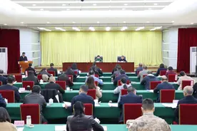 罗萍在红河州爱国卫生运动委员会2024年第二次全体会议上强调：大力开展爱国卫生运动 加快推进健康红河建设图片