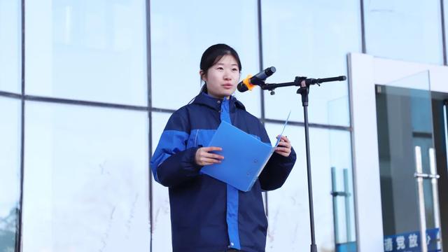 国旗下演讲 | 态度决定高度,细节决定成败