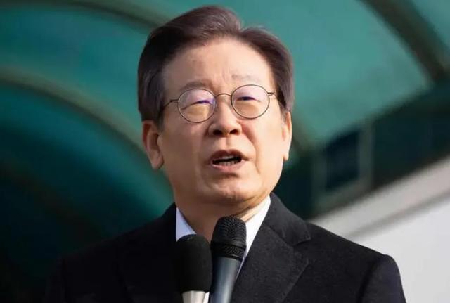 尹锡悦一审判决的结果	，出乎所有人的意料，李在明的期望落了空？