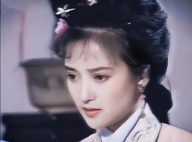 何晴告别礼仅2天，恶心一幕出现！临终前住院照流出，好友曝遗愿