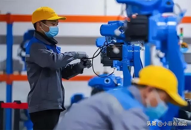 美国上半年货物贸易出口额7805亿美元，再看中国，差距不是一般大
