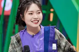 北大才女李雪琴恋爱了，终于遇到能抱起她的人图片