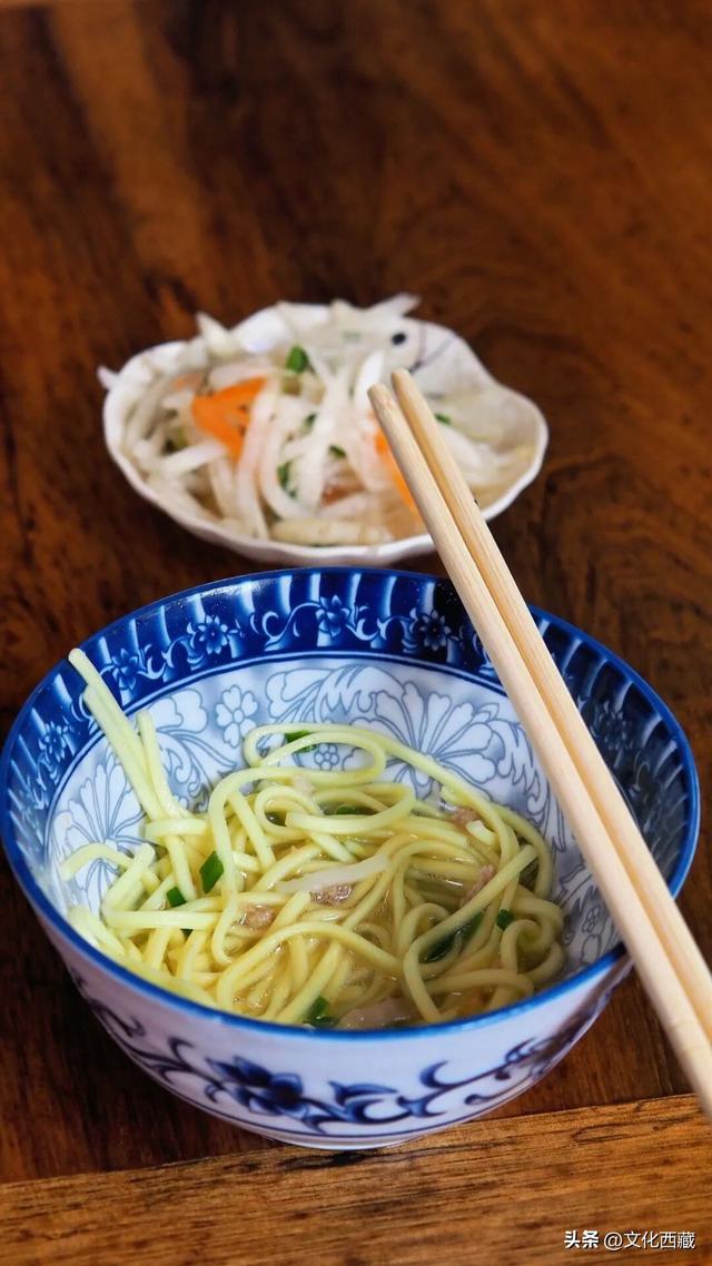 西藏“东大门”！被90%游客错过的宝藏城市，藏着世界级奇观！