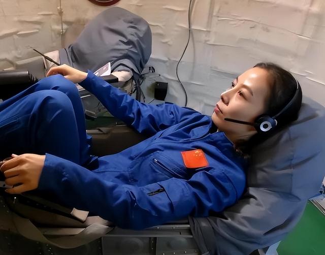 王亚平有多重要？二级警卫随身保护，食物专门供应，不能轻易食用