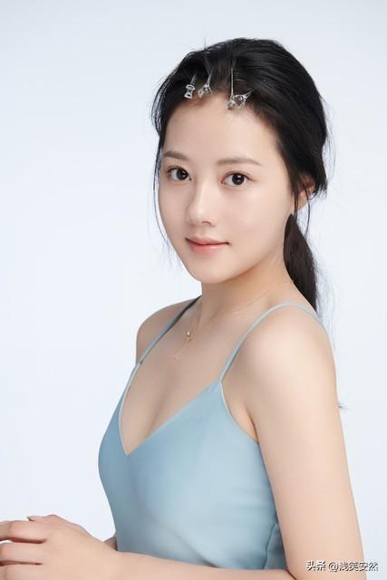 52岁TVB男星深夜痛哭求助：摧毁一个中年人，有多容易