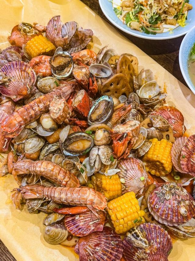 和老伴去青岛住了一个月，当地人对待外省人的态度：让我眼界大开